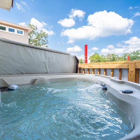 Canary Lake Cottage W/Hot Tub At Sam'S Pizza Hot Springs Ngoại thất bức ảnh